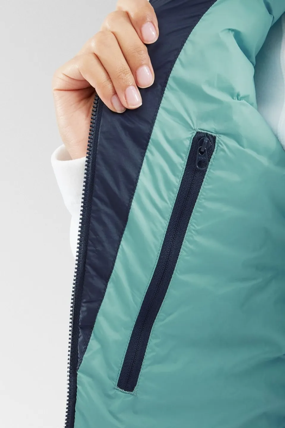 Womens Earthrise Vest